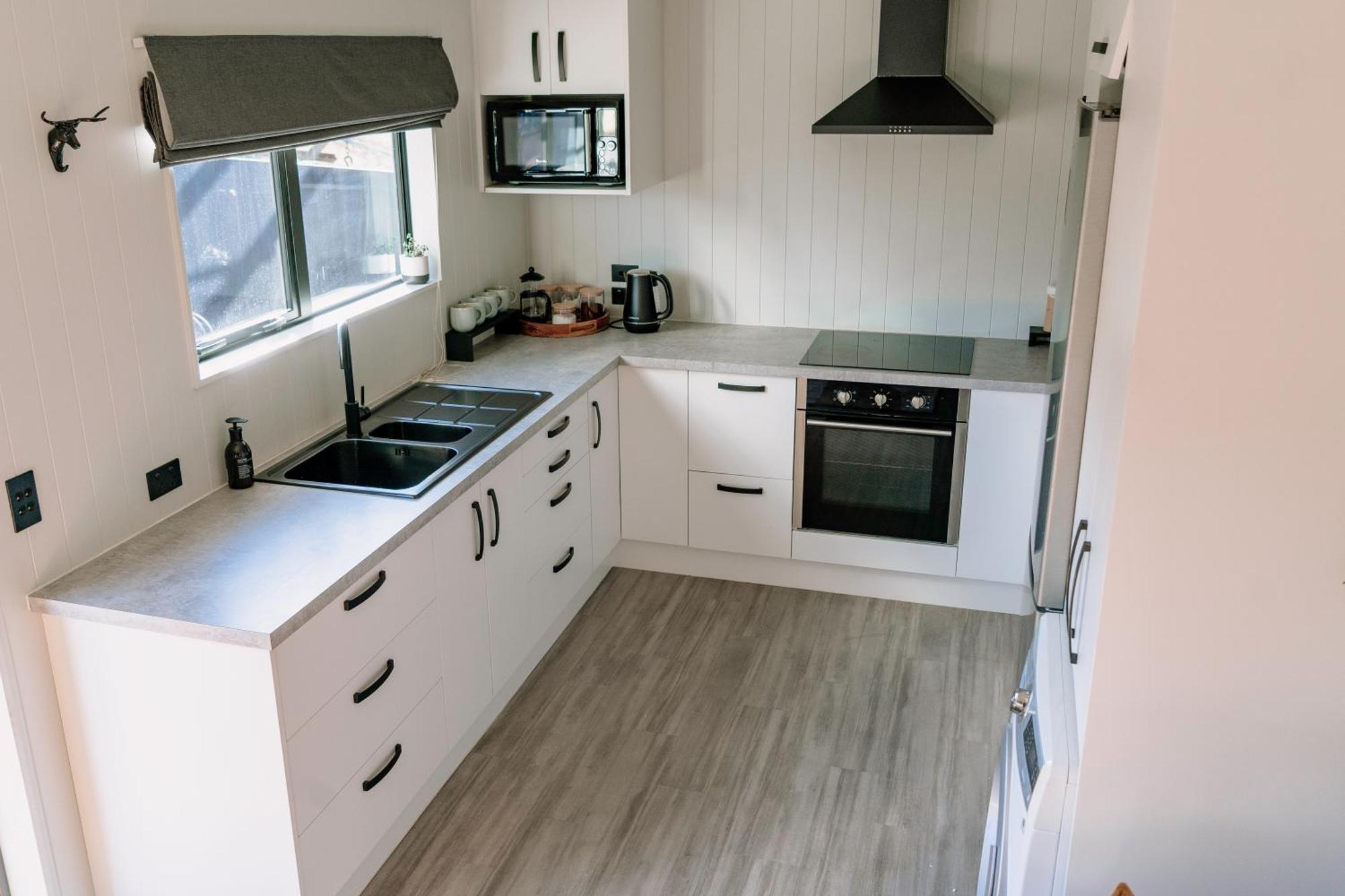 Mountain Cabin - Central, Cosy And Cute With Views วานากา ภายนอก รูปภาพ